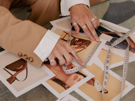 Moodboard fashion design met foto's accessoires en meetlint